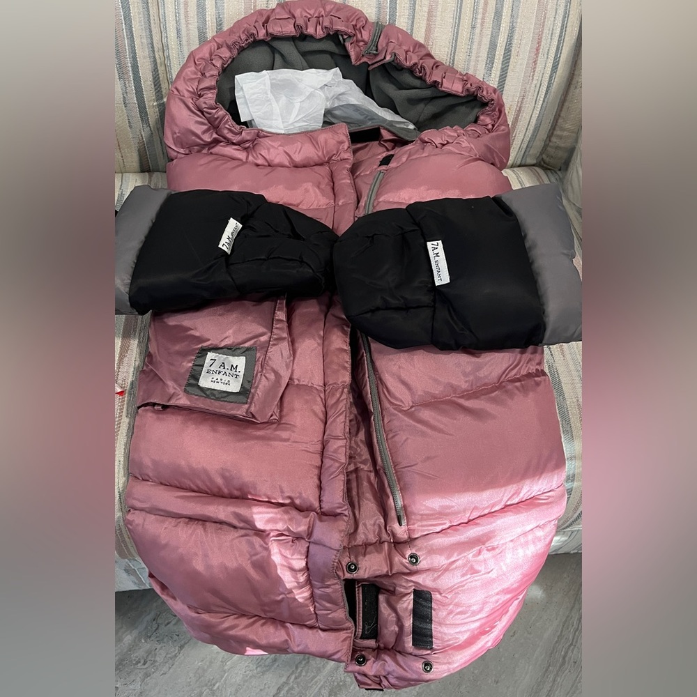 7 A.M. Stroller Blanket with WarmMuffs
